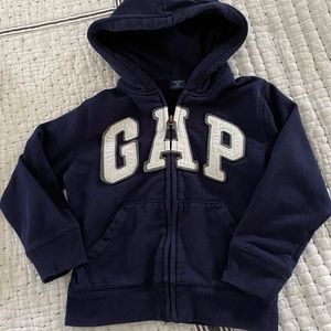 GAP Kids Zip up jacket size 5 toddlers